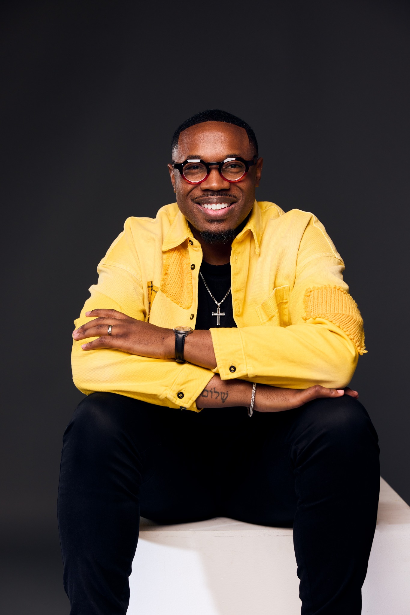 Pastor Reginald Sharpe and Fellowship Chicago